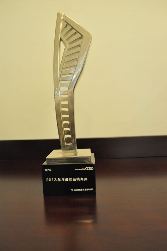 久久久亚洲精品一区二区三区