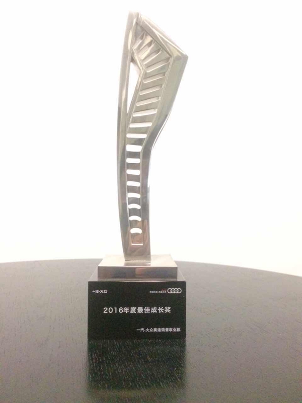 久久久亚洲精品一区二区三区