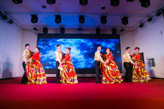 久久久亚洲精品一区二区三区