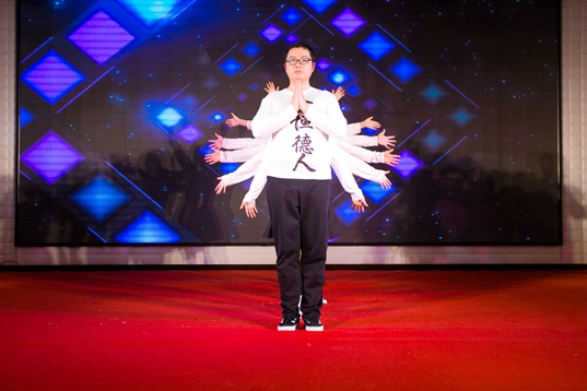 久久久亚洲精品一区二区三区