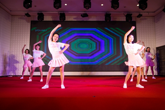 久久久亚洲精品一区二区三区