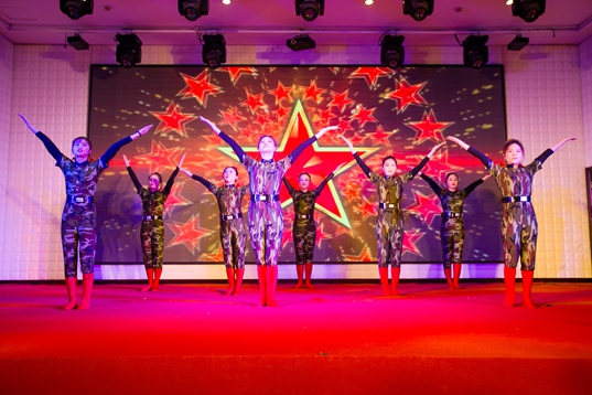 久久久亚洲精品一区二区三区