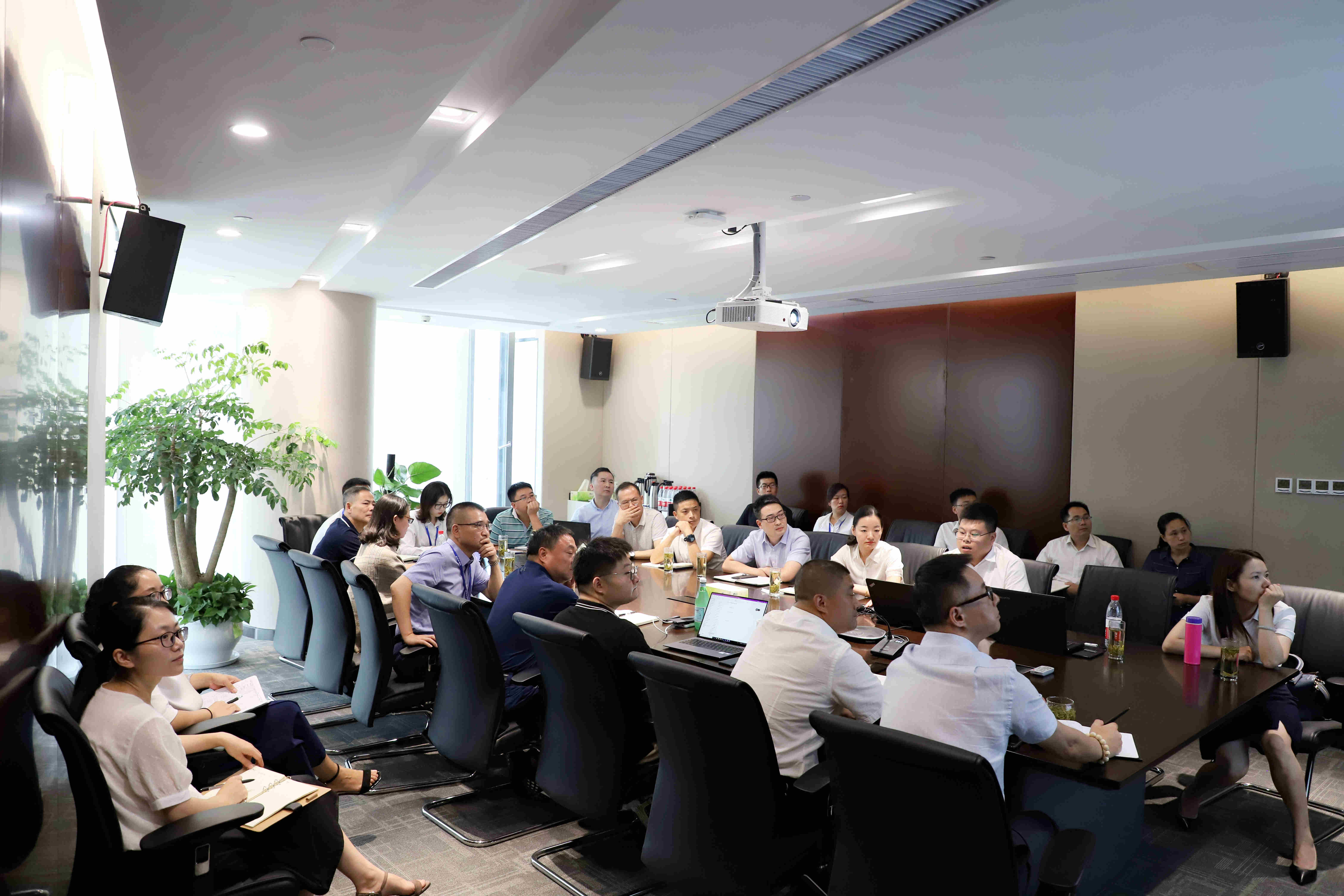 久久久亚洲精品一区二区三区